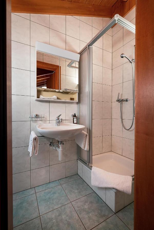 Kulinarik & Geniesser Hotel Strauss Фіш Екстер'єр фото
